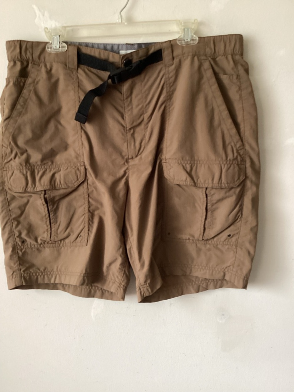 croft & barrow Brown Cargo Shorts with Black Web Belt